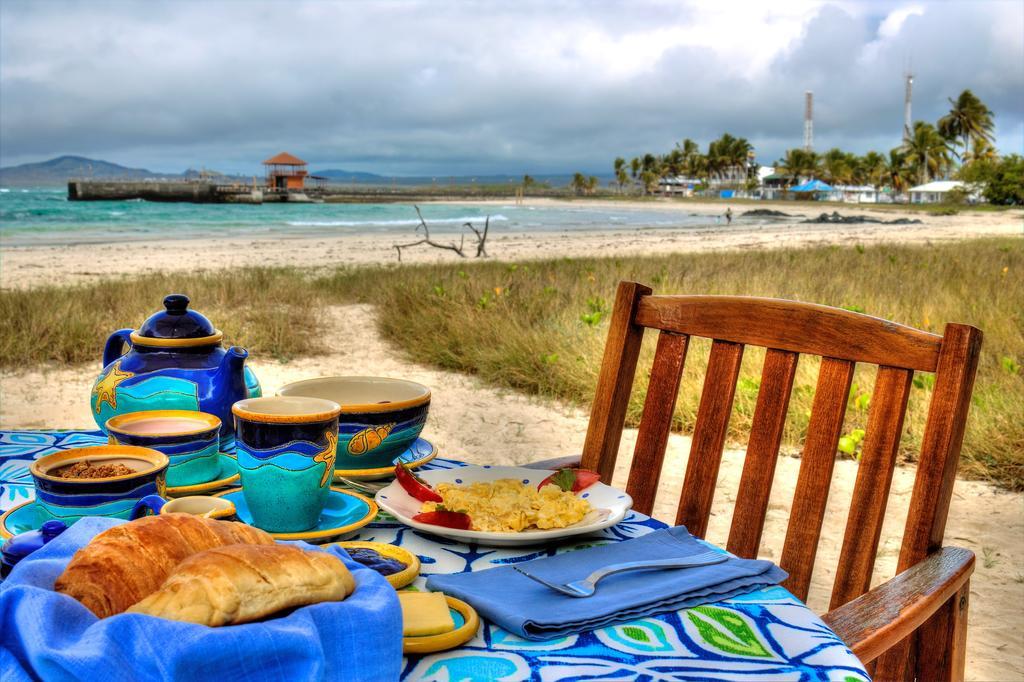 The Isabela Beach House Puerto Villamil Buitenkant foto