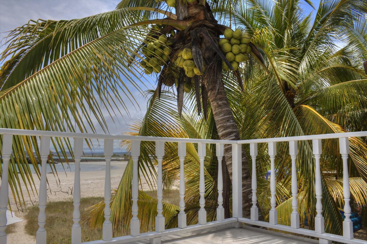 The Isabela Beach House Puerto Villamil Buitenkant foto